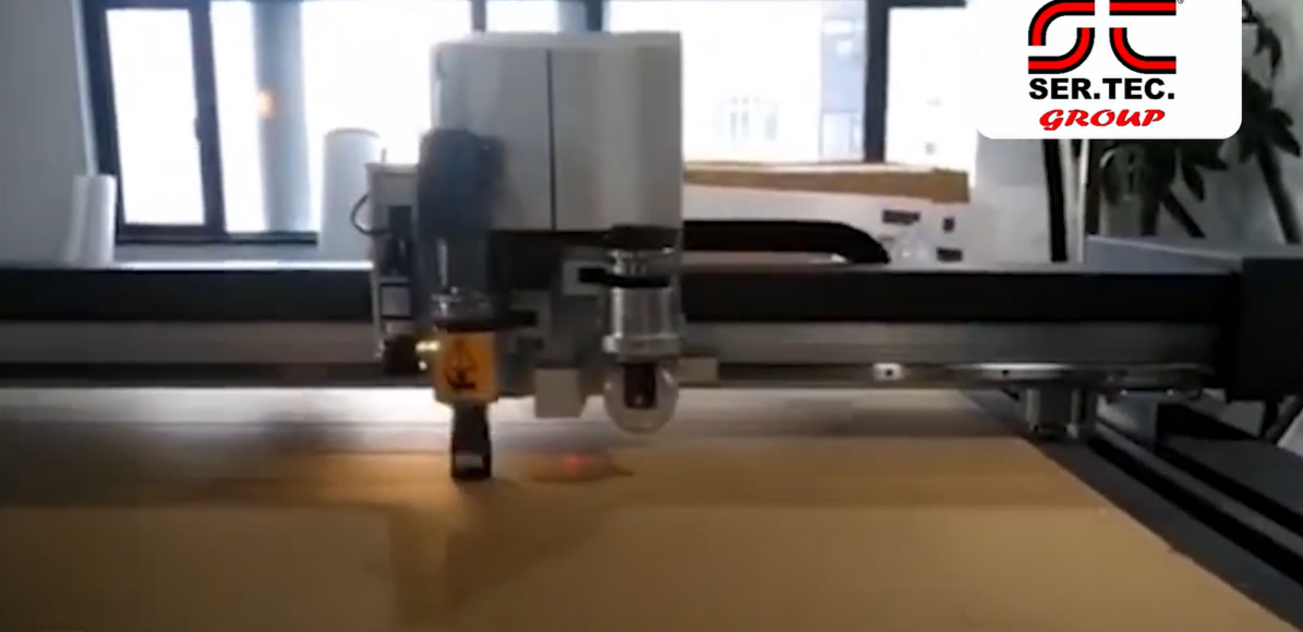 I-Cut XL - Precise Cutting with Automatic Loader and Unloader