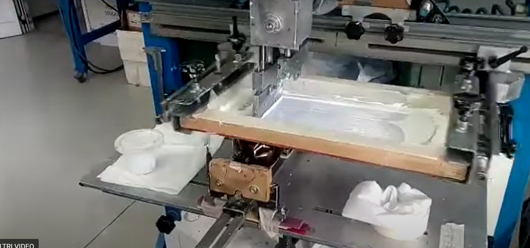 S1 300 - Semi-Automatic Printing on Bottles
